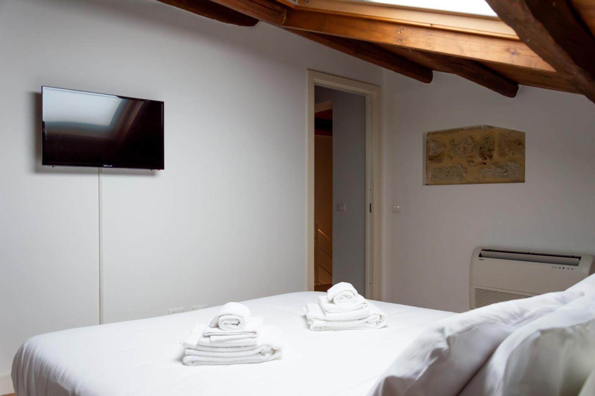 Vittorio Emanuele Suite Apartment パレルモ エクステリア 写真